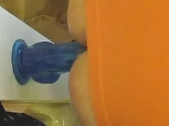 Phụ nữ sex phá trinh ...