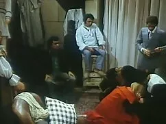 Ba nữ biến phim sex  ...